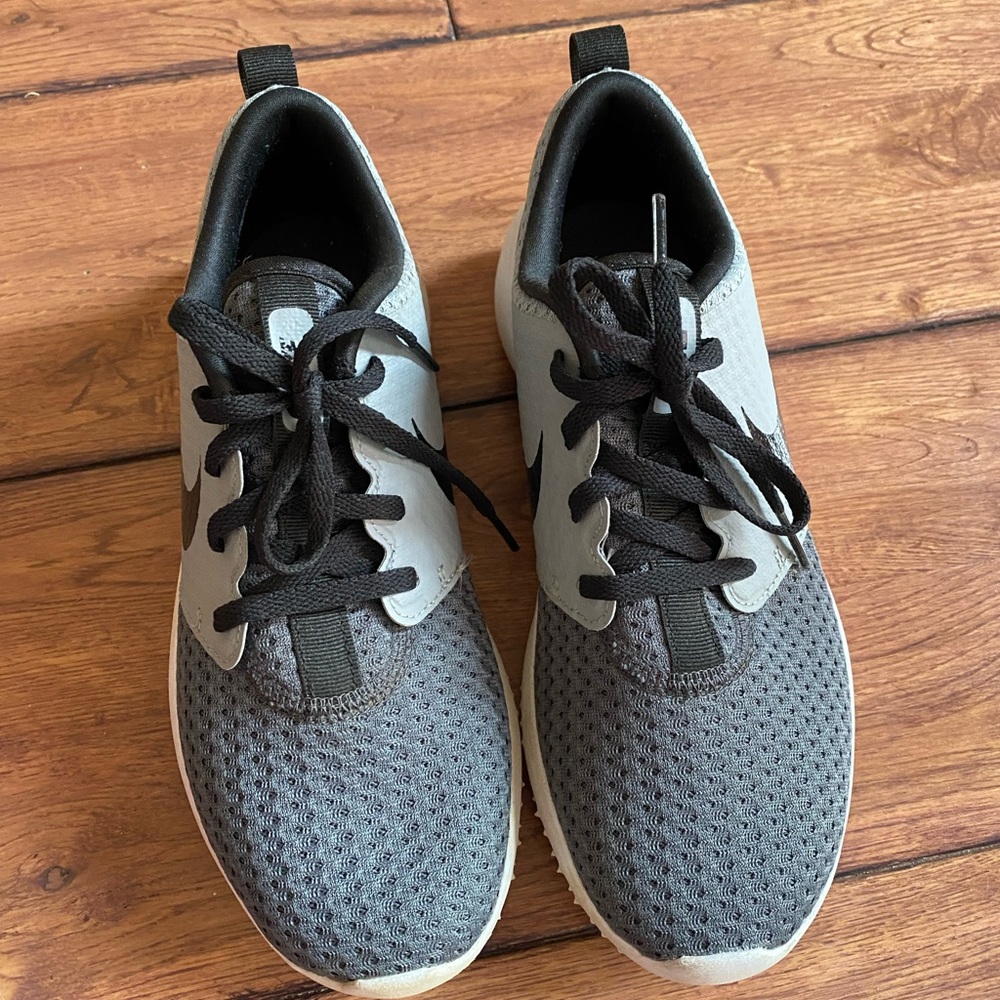 Nike Youth Golf Shoe